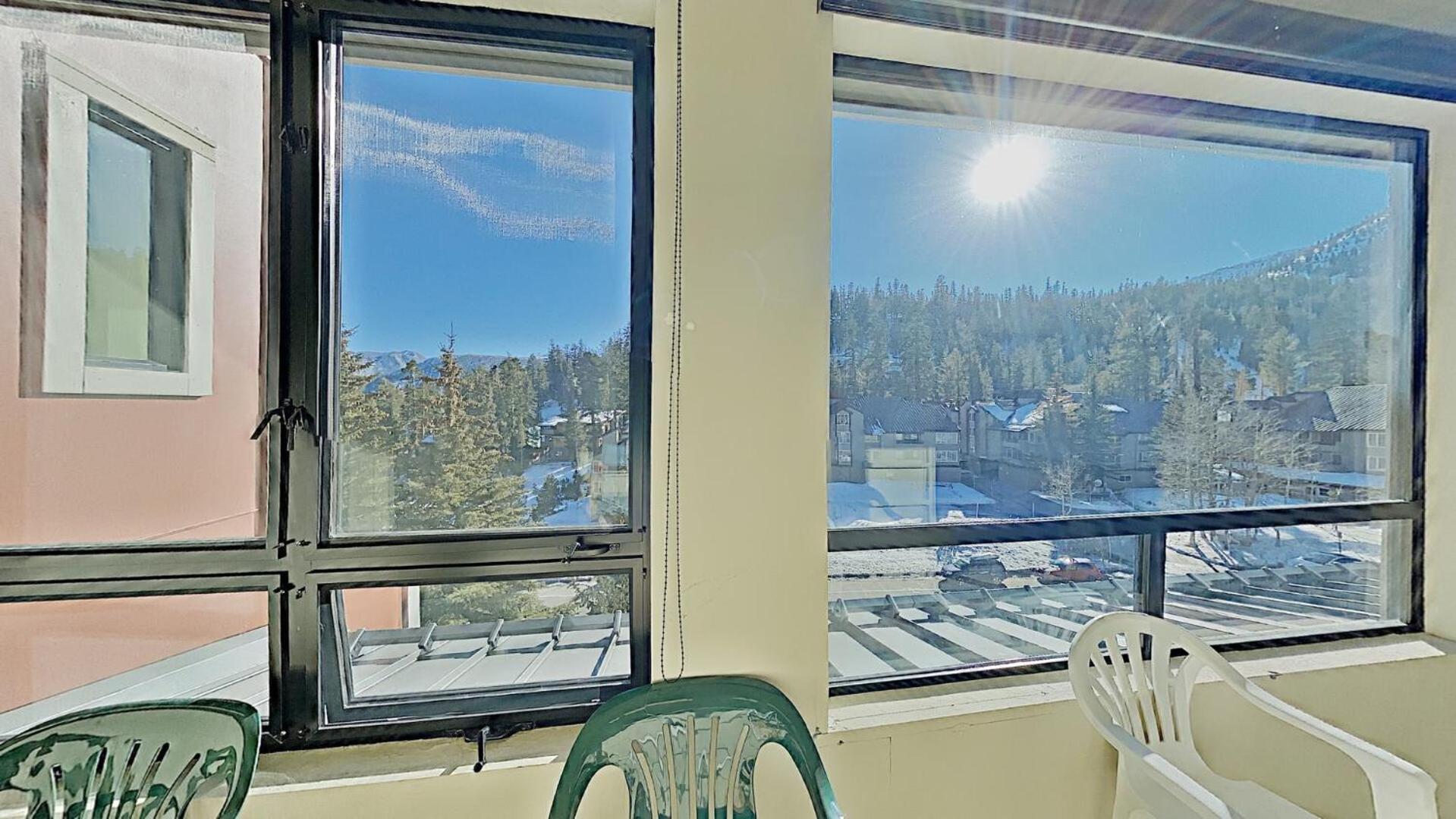 Slopeside 1849 Condos - Comfortable 3 Bedroom Condos With Full Kitchens Mammoth Lakes Room photo